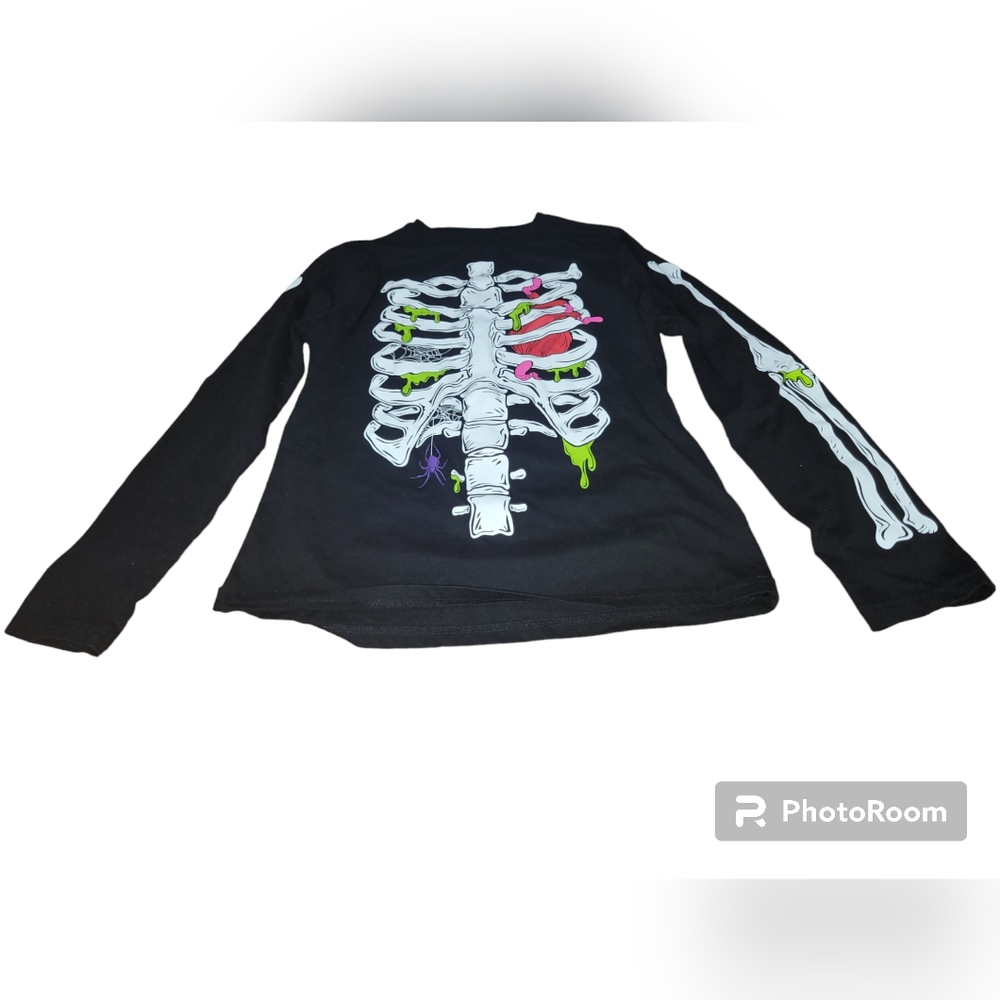 Black Skeleton Long Sleeve Shirt‎